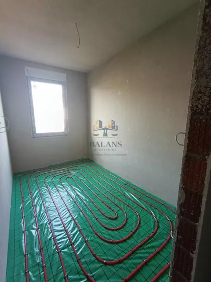 Novi Banovci | 4zida.rs