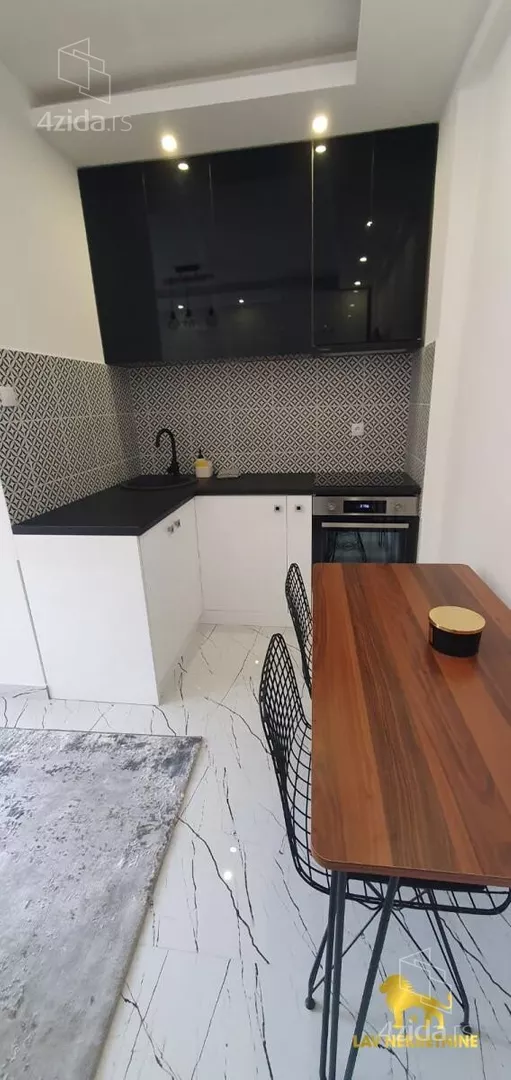 Garsonjera | 4zida