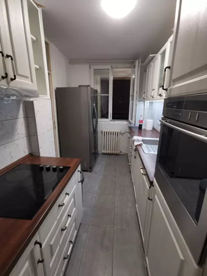 Bulevar Cara Lazara 83 | 4zida.rs