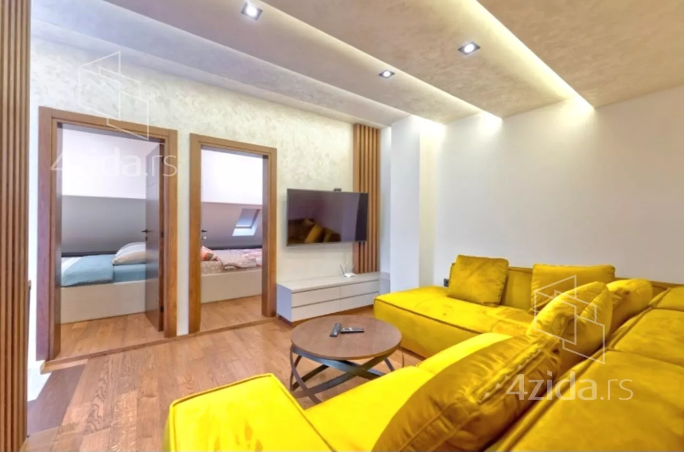 Šestosoban stan | 4zida