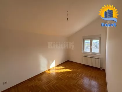 Radmile Savićević | 4zida.rs