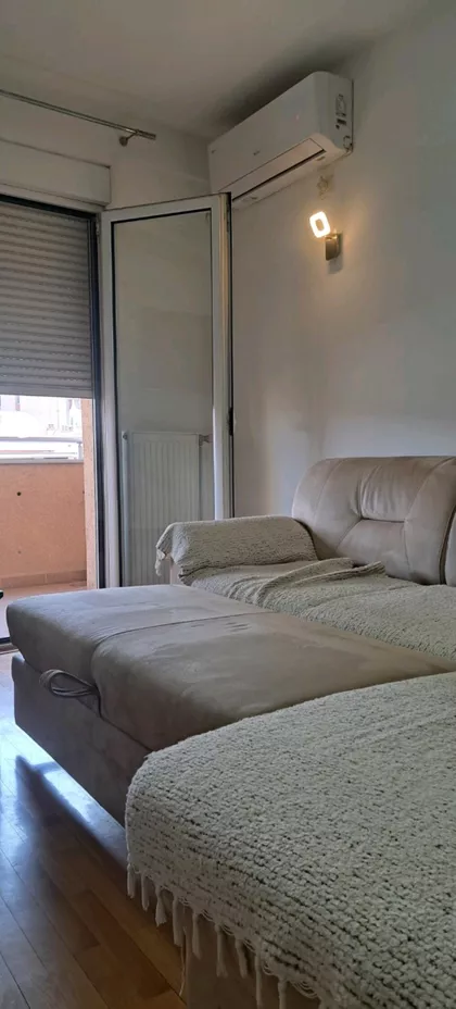 Cara Dušana 81 | 4zida.rs