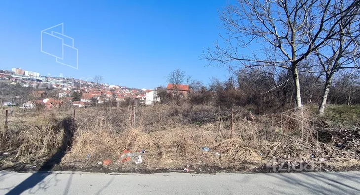 Plac | 4zida
