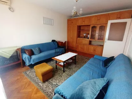 Darinke Radović | 4zida.rs