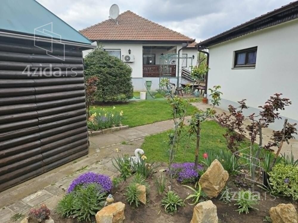 Kuća – Bikovo, Čantavirski put, Severnobački upravni okrug - Prikaz 4