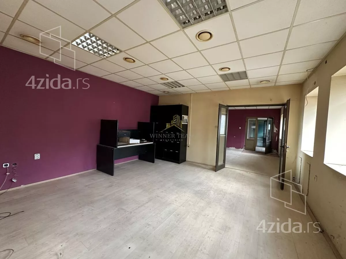Poslovni prostor | 4zida