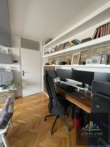 Gradska Bolnica | 4zida.rs