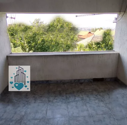 Mali Mokri Lug | 4zida.rs