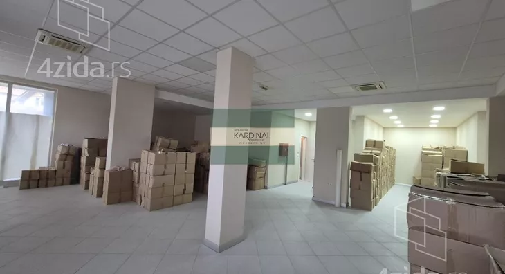 Poslovni prostor | 4zida