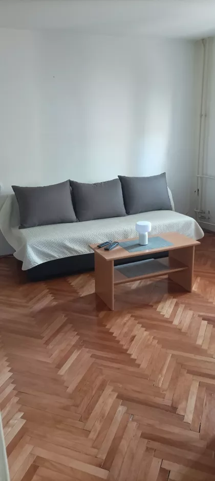 Jovana Dučića 26 | 4zida.rs