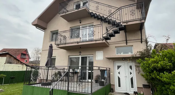 3-etažna kuća | 4zida