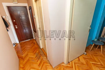 Pariske komune | 4zida.rs