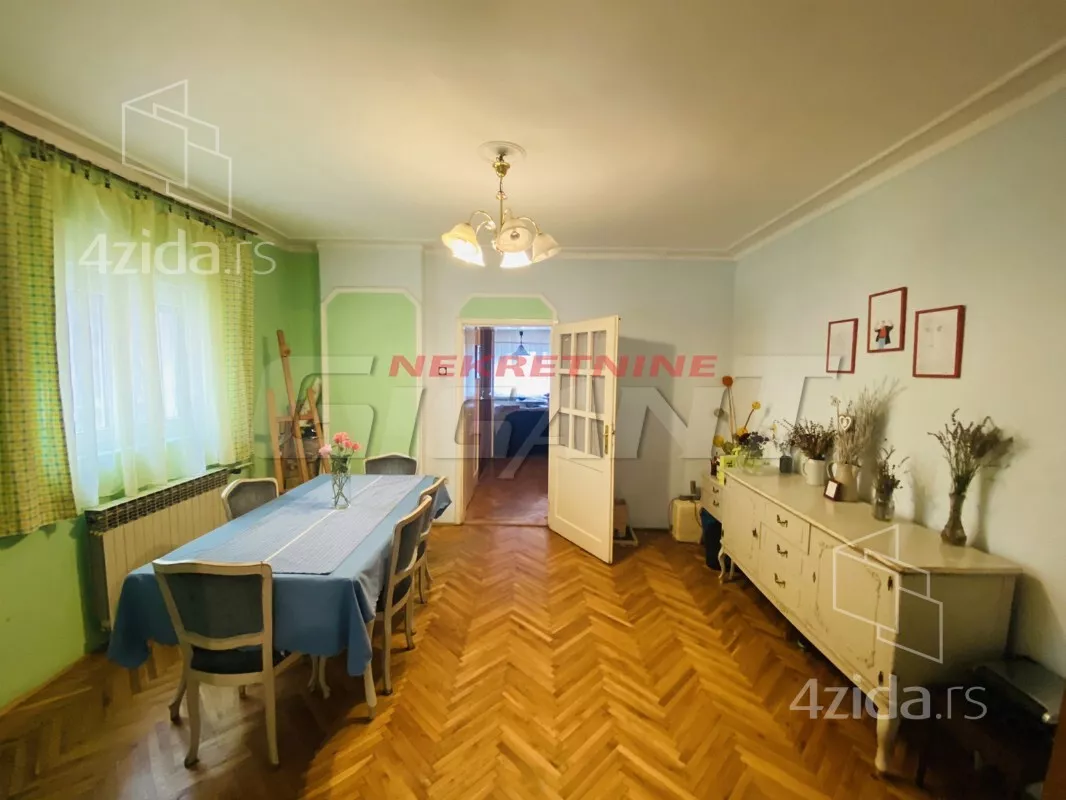 3-etažna kuća | 4zida