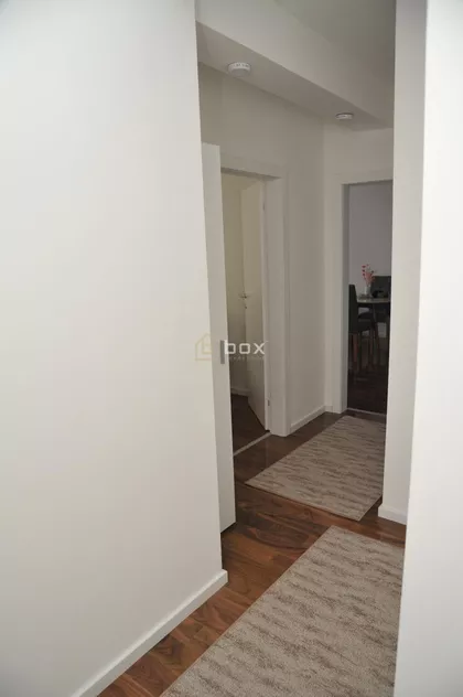 Medicinski Fakultet | 4zida.rs