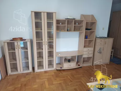 VUKA KARADŽIĆA | 4zida.rs