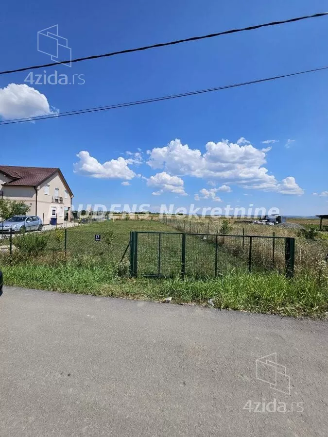 Plac | 4zida