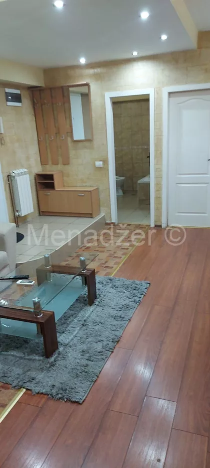 Steve Vargaša | 4zida.rs