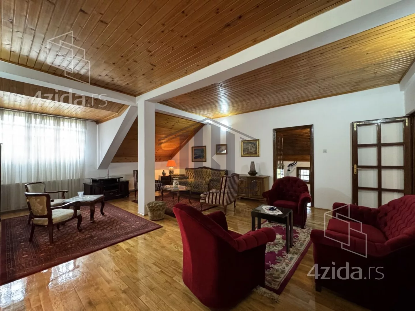 Šestosoban stan | 4zida