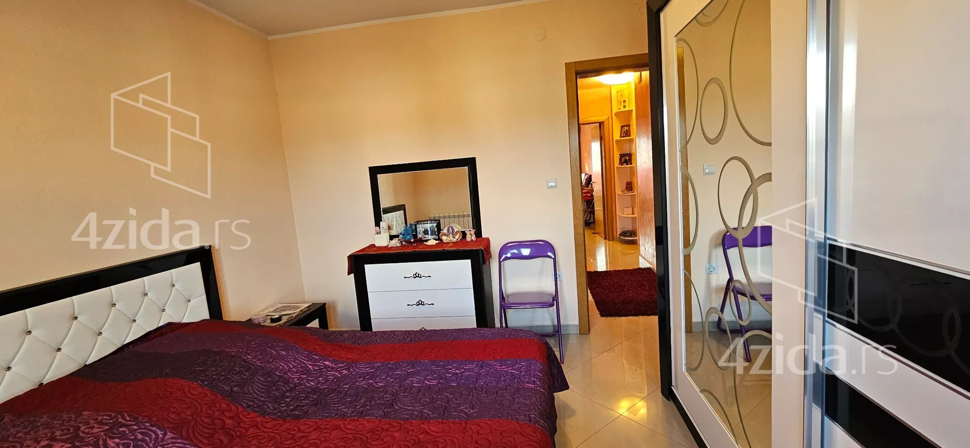 Jednoiposoban stan | 4zida