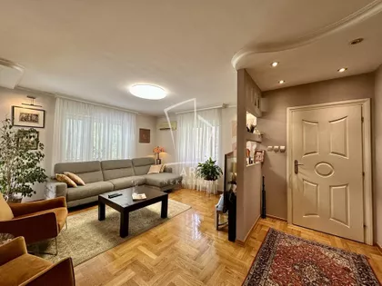 Svetozara Radojčića | 4zida.rs