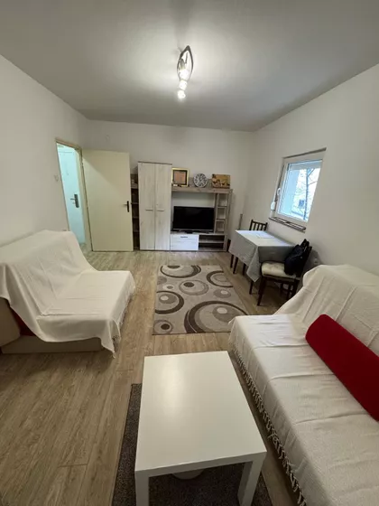 TC Stadion | 4zida.rs