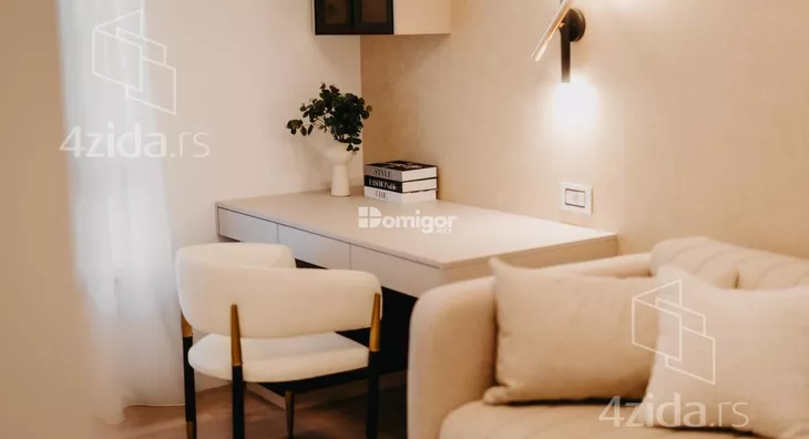 Petosoban stan | 4zida