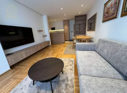 Crveni Krst Vračar | 4zida.rs