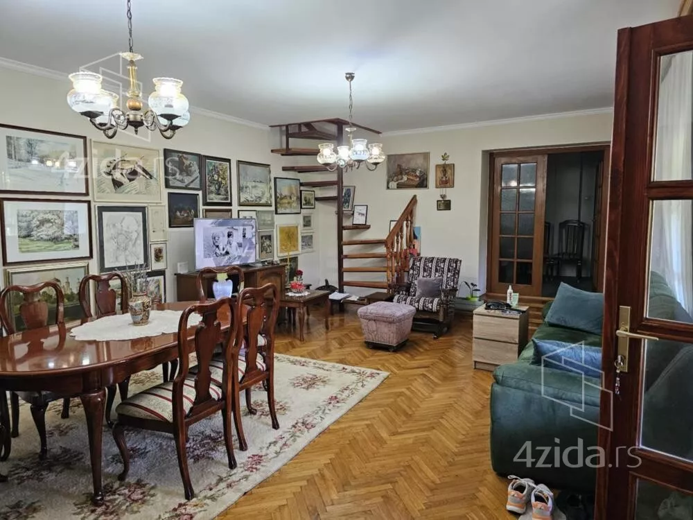 Kuća | 4zida