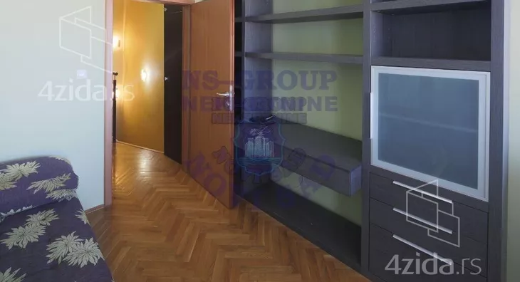 Četvoroiposoban stan | 4zida