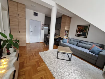 Jakšićeva 23 | 4zida.rs