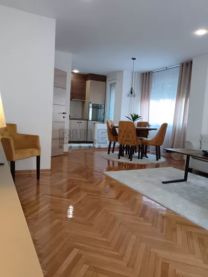 Bulevar Nemanjića | 4zida.rs