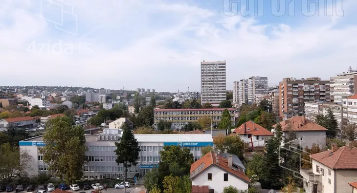 Petosoban stan | 4zida