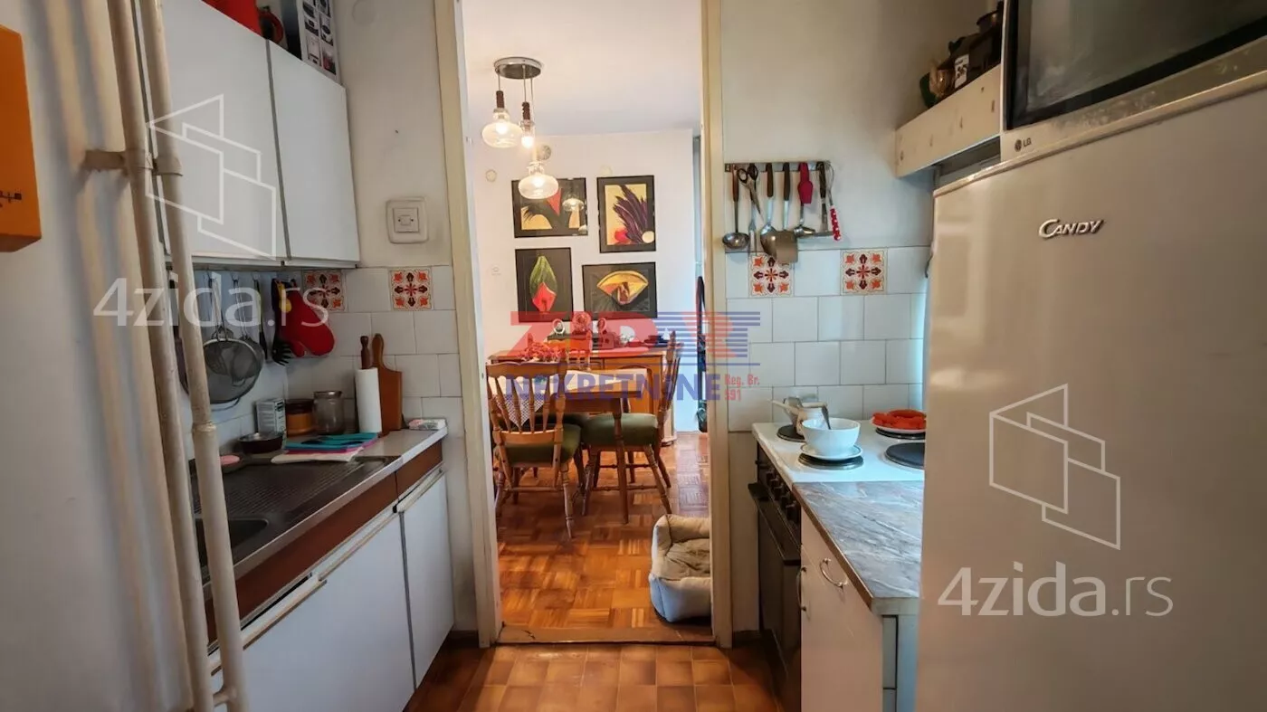 Troiposoban stan | 4zida