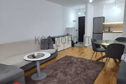 Pavla Labata | 4zida.rs