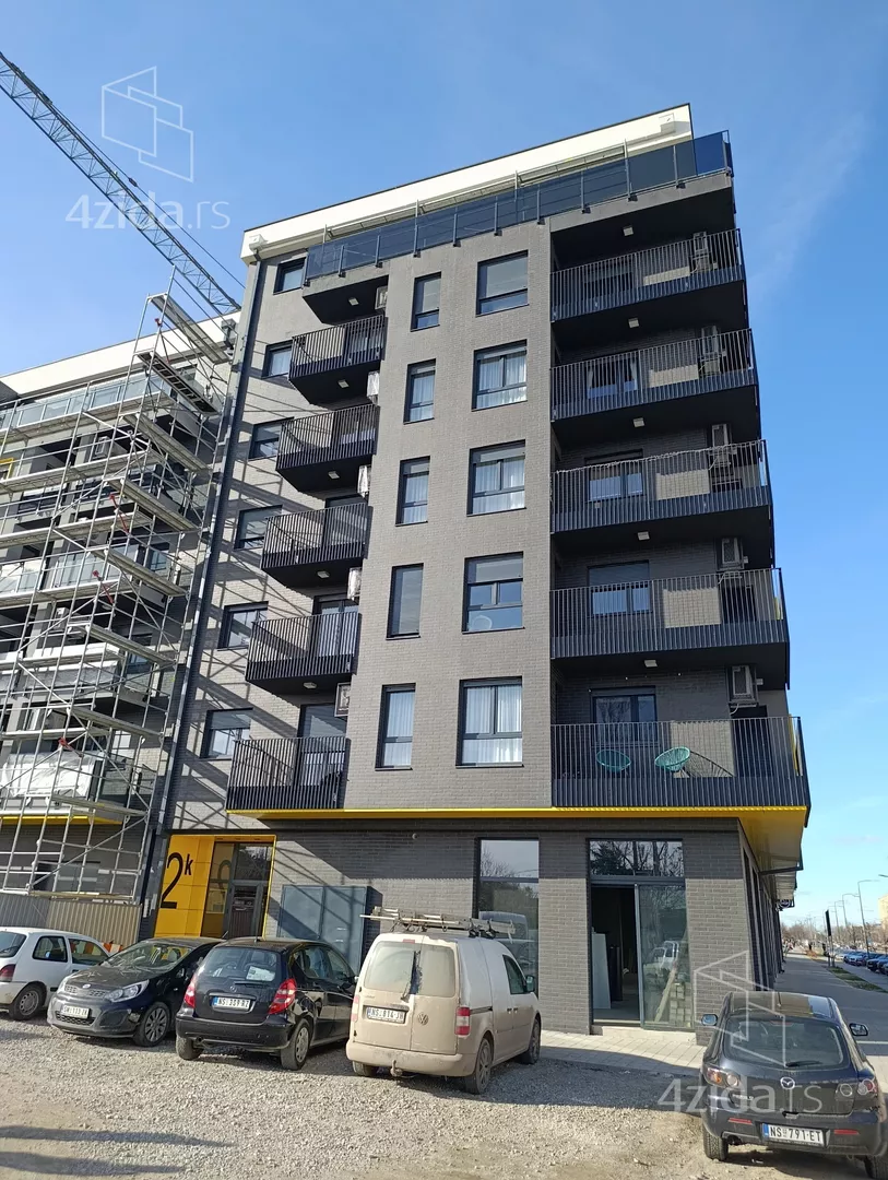 Jednoiposoban stan | 4zida